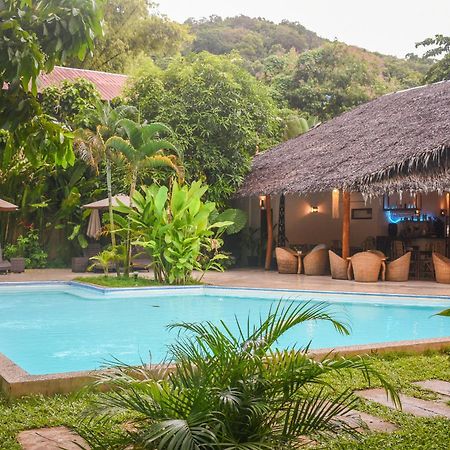 เอล นีโด โคโค รีสอร์ต Hotel เอลนิโด ภายนอก รูปภาพ